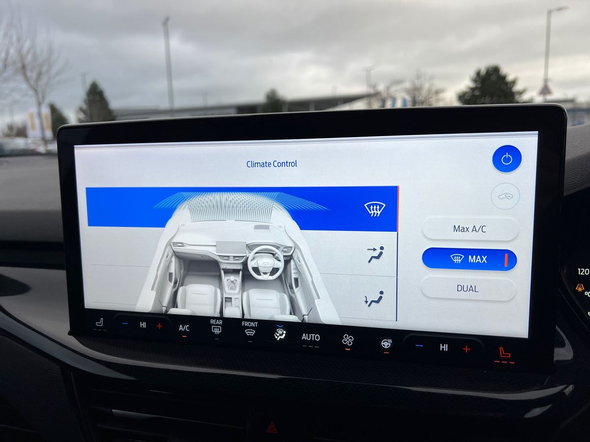 Used Ford Focus 2023 for sale - 76668192: Photo 22