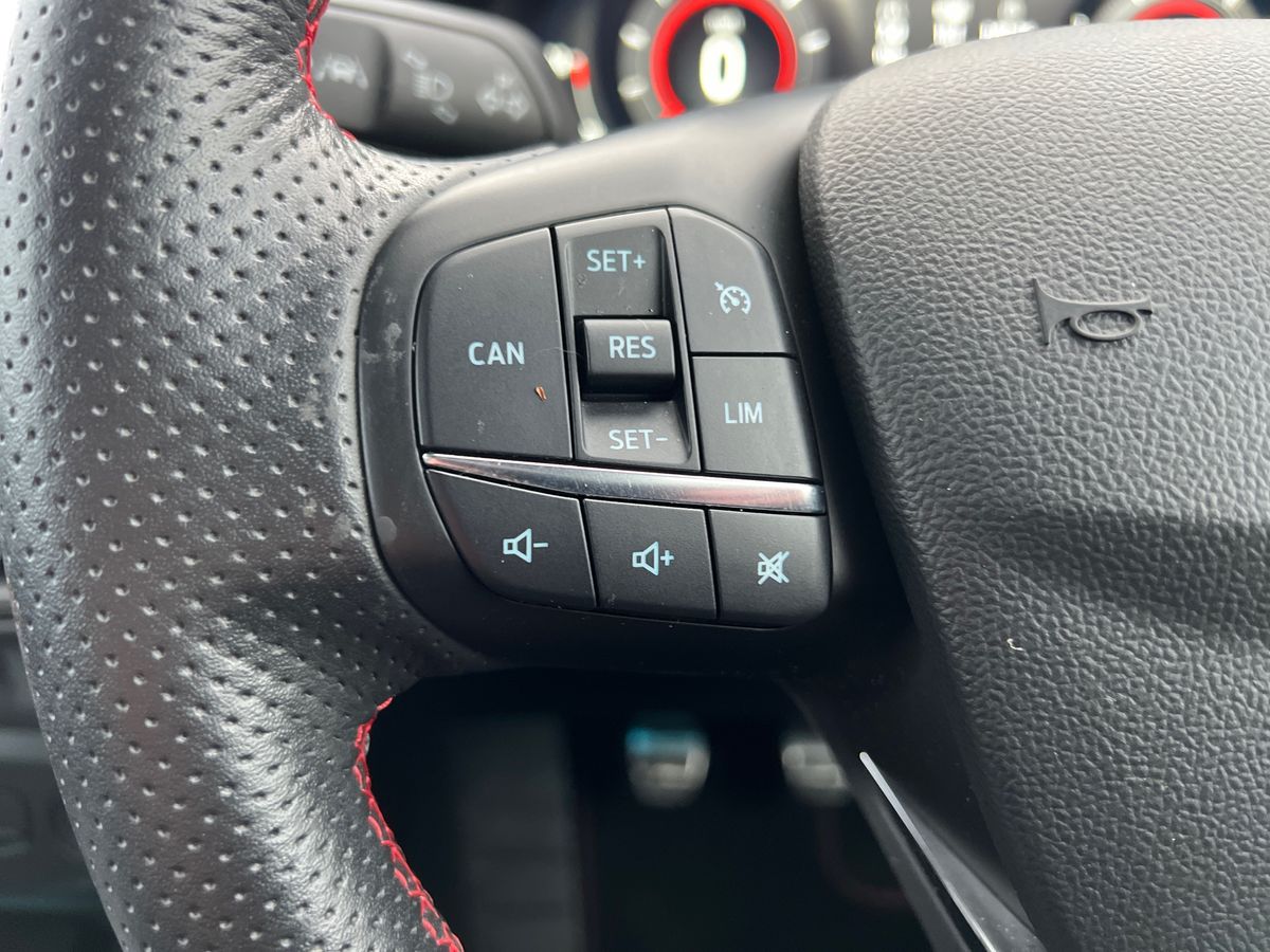 Used Ford Focus 2023 for sale - 76668192: Photo 26