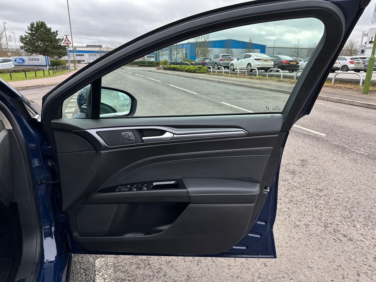 Used Ford Mondeo 2020 for sale - 77634682: Photo 35