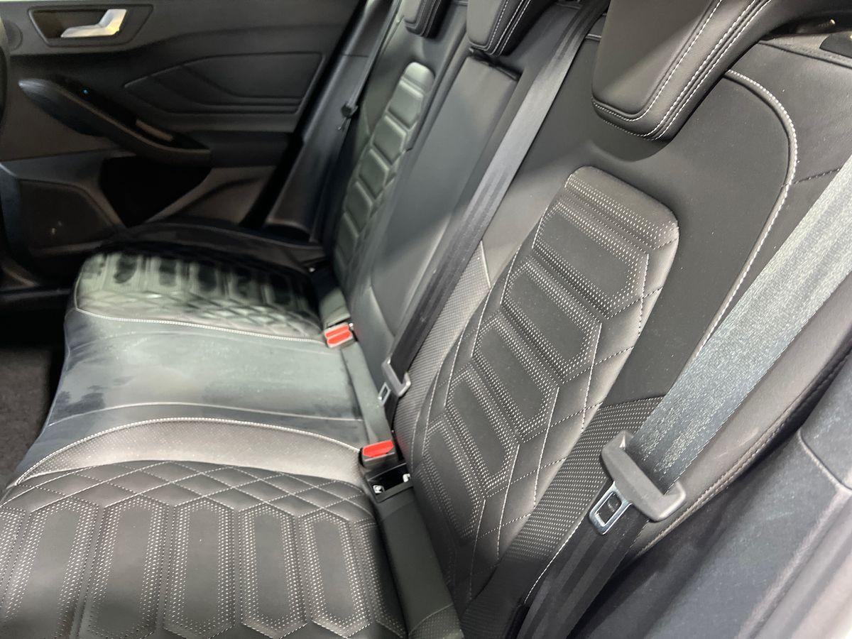 Used Ford Focus 2023 for sale - 76328393: Photo 14
