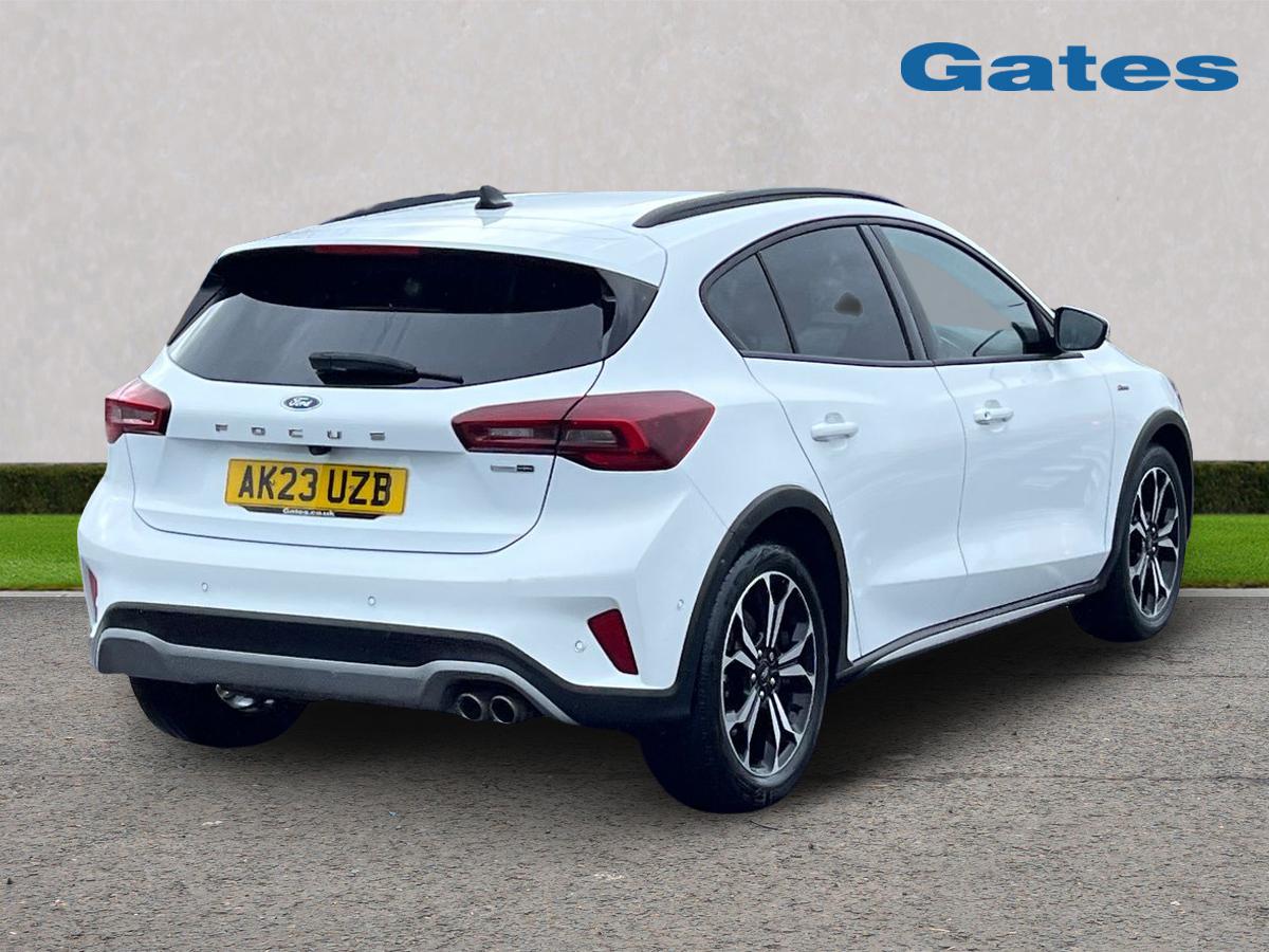Used Ford Focus 2023 for sale - 76328393: Photo 7