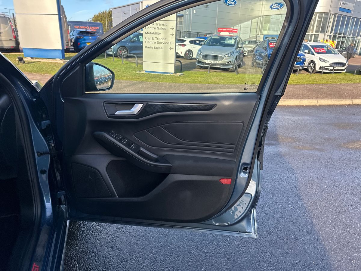 Used Ford Focus 2024 for sale - 77133851: Photo 35