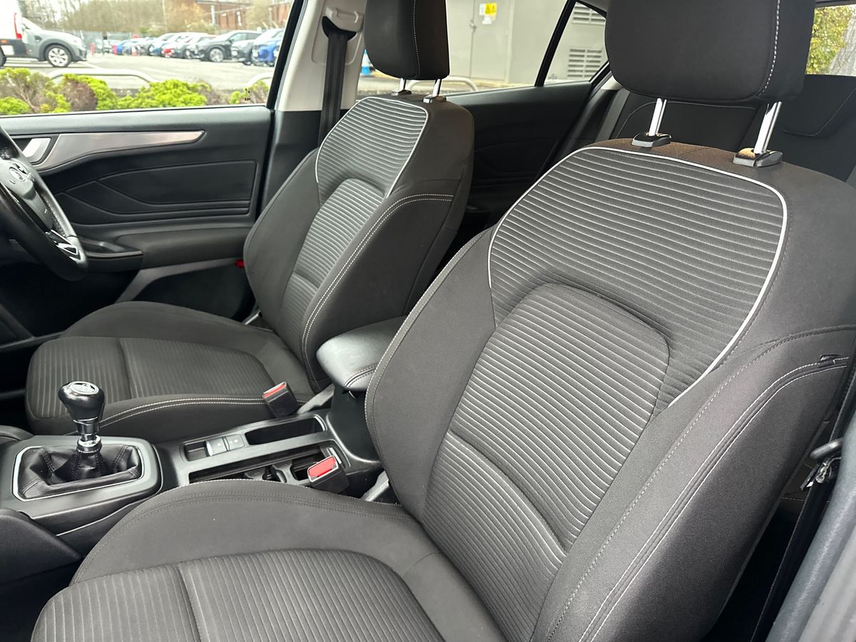 Used Ford Focus 2023 for sale - 77043010: Photo 12