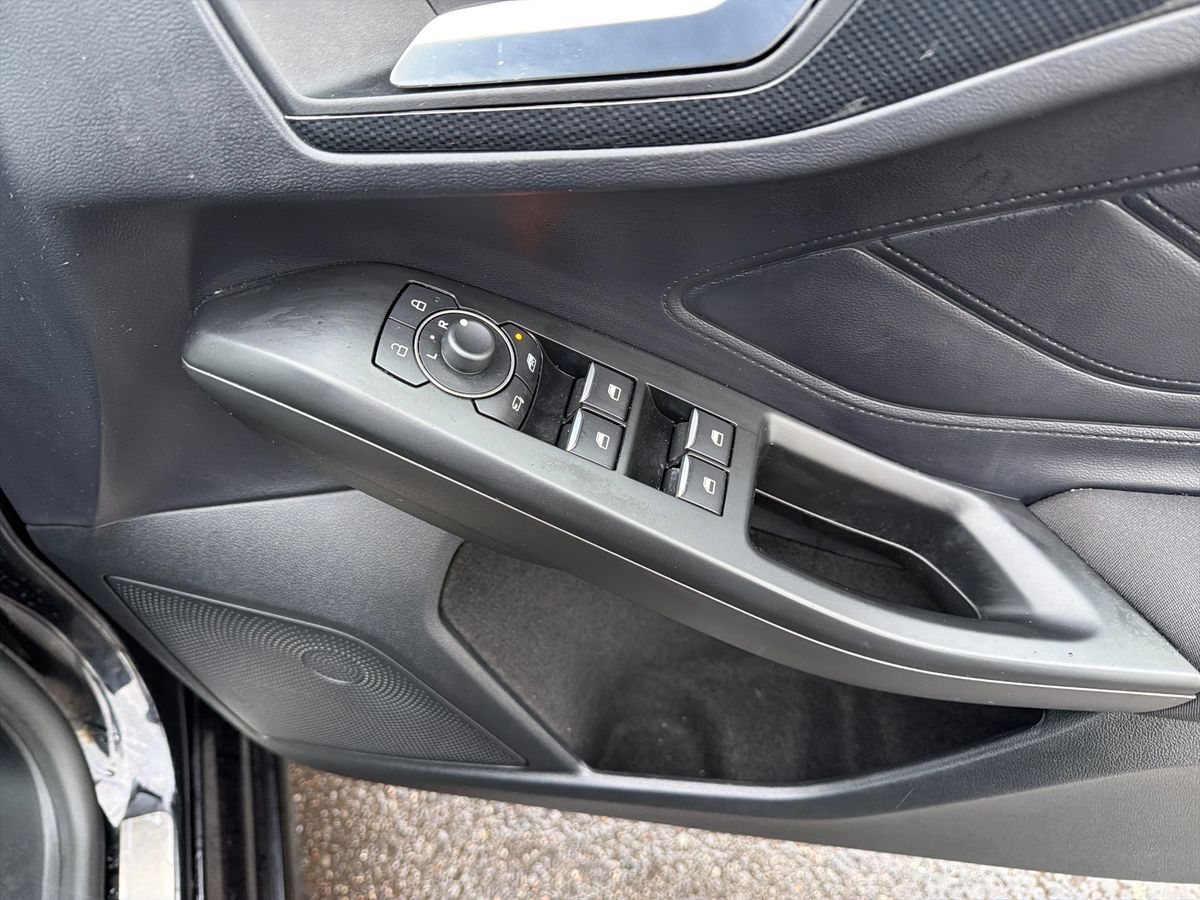 Used Ford Focus 2023 for sale - 77539750: Photo 25