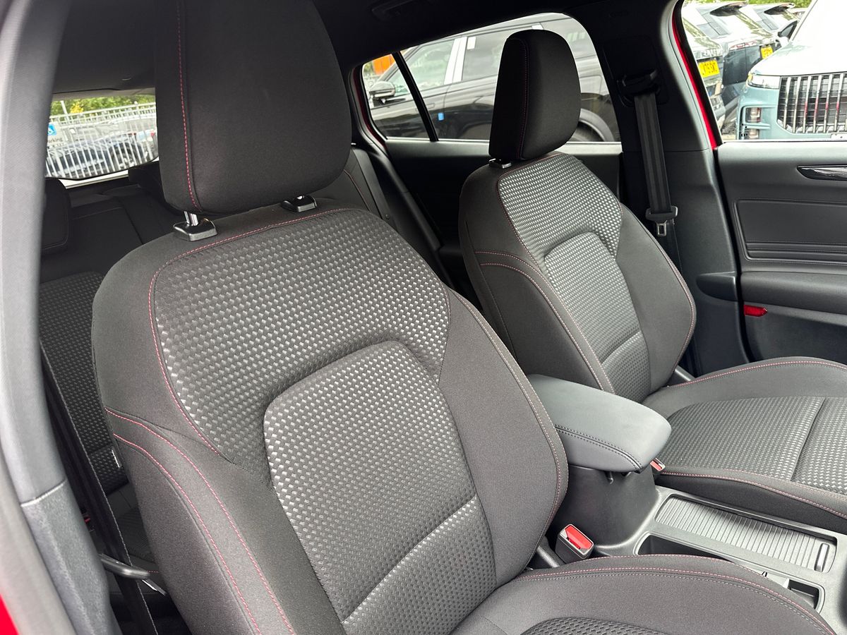 Used Ford Focus 2025 for sale - 77070871: Photo 12