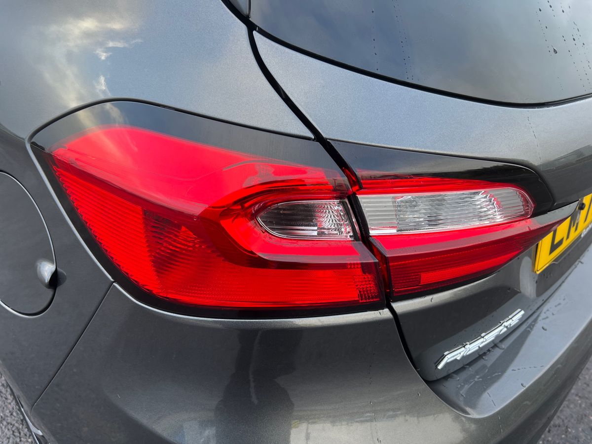 Used Ford Fiesta 2022 for sale - 76696542: Photo 33