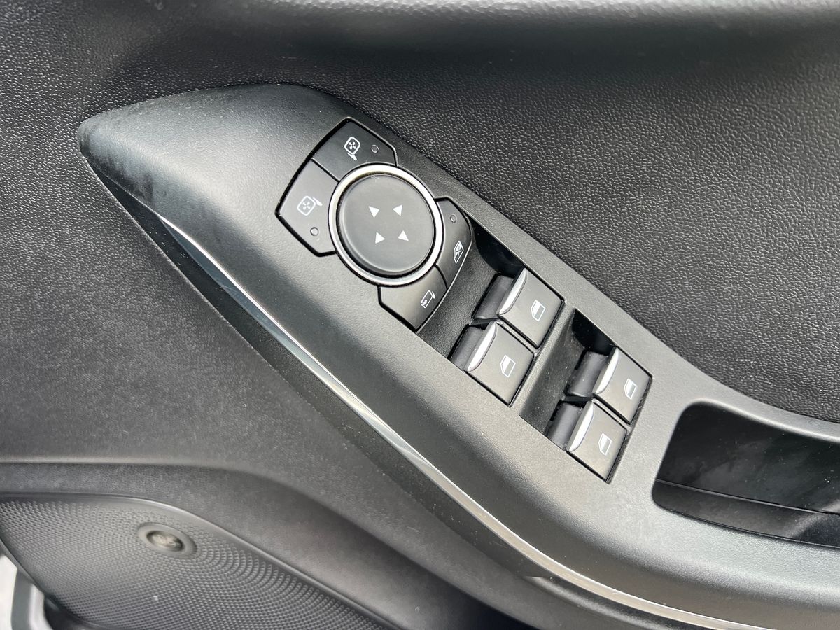 Used Ford Fiesta 2019 for sale - 76647861: Photo 25