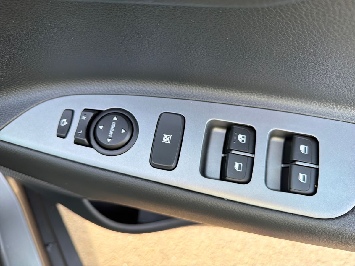 Used Kia Stonic 2025 for sale - 77673844: Photo 25