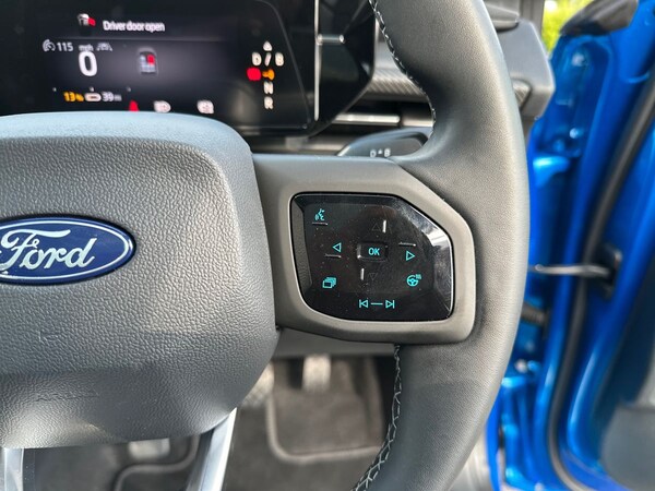 Used Ford Explorer 2025 for sale - 75602755: Photo 27