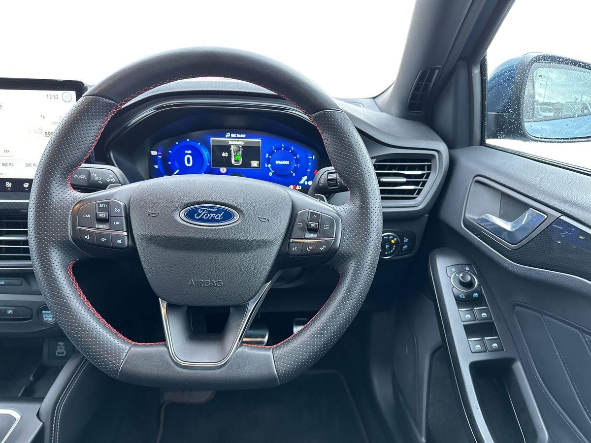 Used Ford Focus 2022 for sale - 76328000: Photo 17