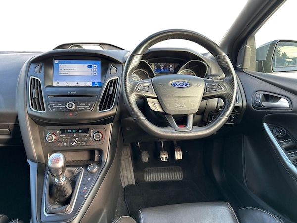 Used Ford Focus 2017 for sale - 76249897: Photo 16