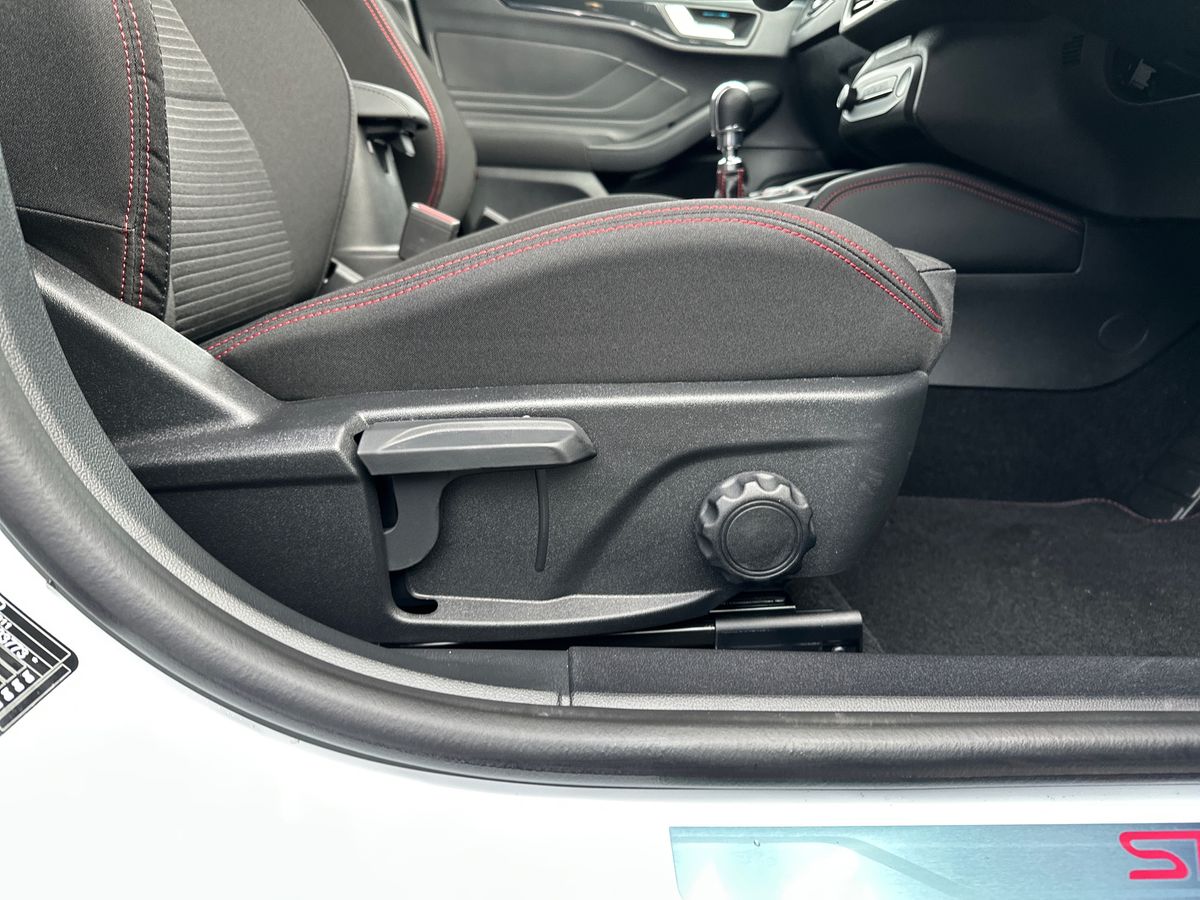 Used Ford Focus 2025 for sale - 78172623: Photo 30