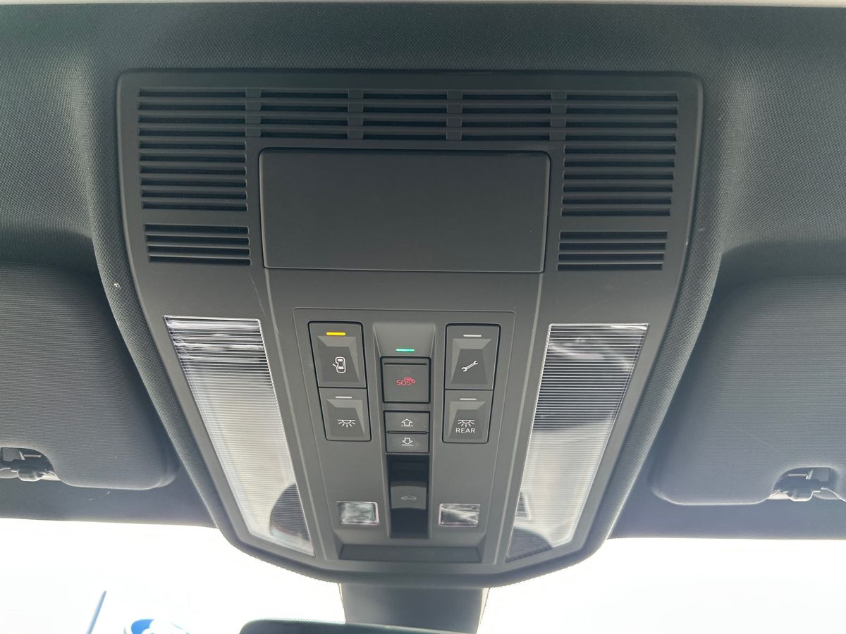 Used Volkswagen Touareg 2023 for sale - 77186203: Photo 29