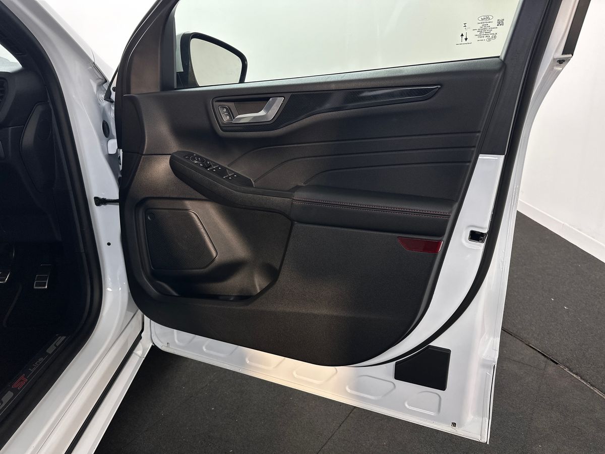 Used Ford Kuga 2022 for sale - 77526062: Photo 35