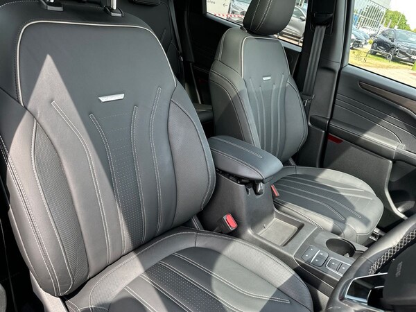 Used Ford Kuga 2024 for sale - 75715372: Photo 12