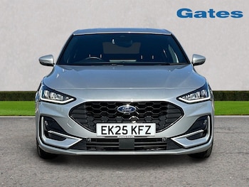 Used Ford Focus 2025 for sale - 76191109: Photo 2