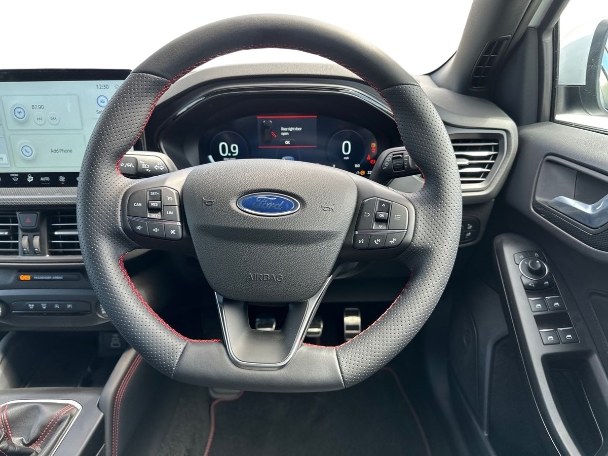 Used Ford Focus 2025 for sale - 76104351: Photo 17