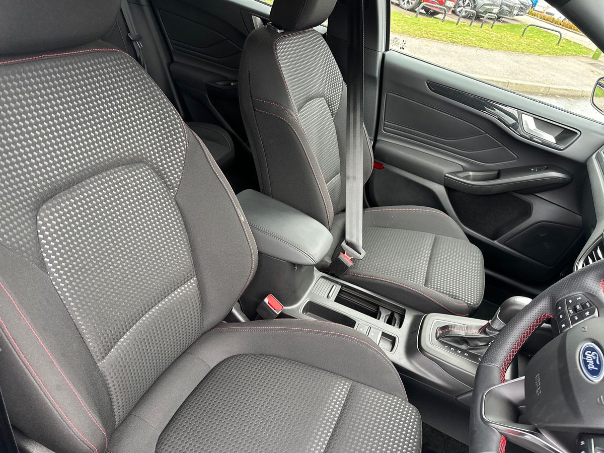 Used Ford Focus 2024 for sale - 76328062: Photo 12