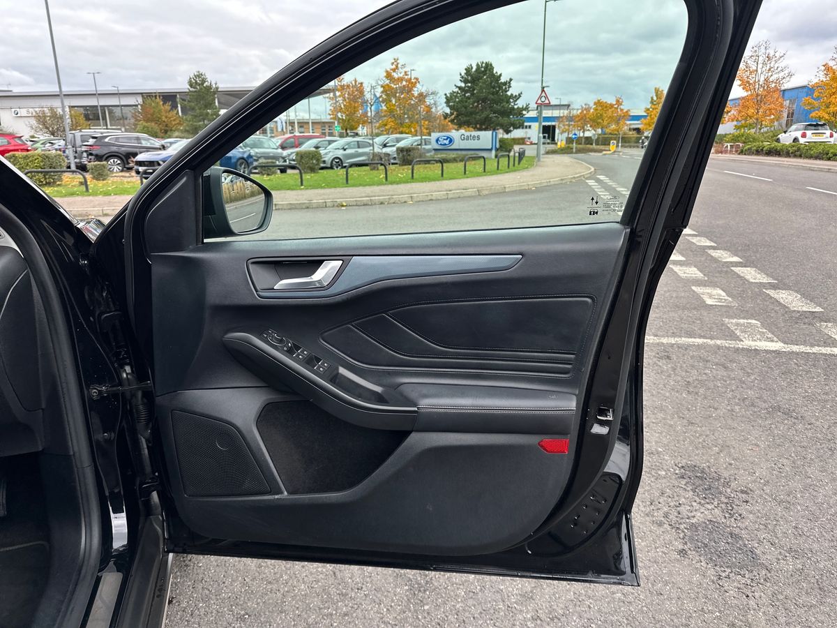 Used Ford Focus 2022 for sale - 76297464: Photo 35