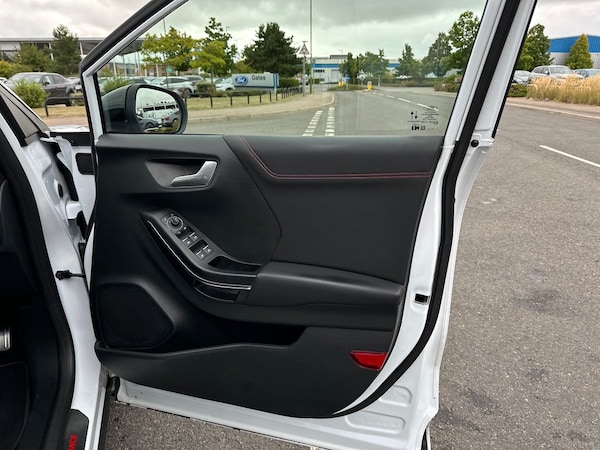 Used Ford Puma 2023 for sale - 75618574: Photo 35