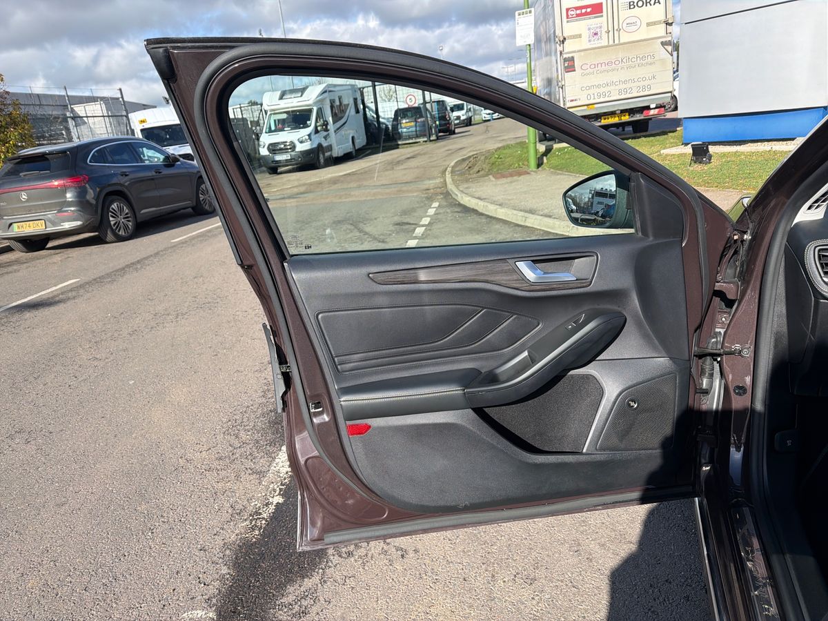 Used Ford Focus 2019 for sale - 77678768: Photo 35