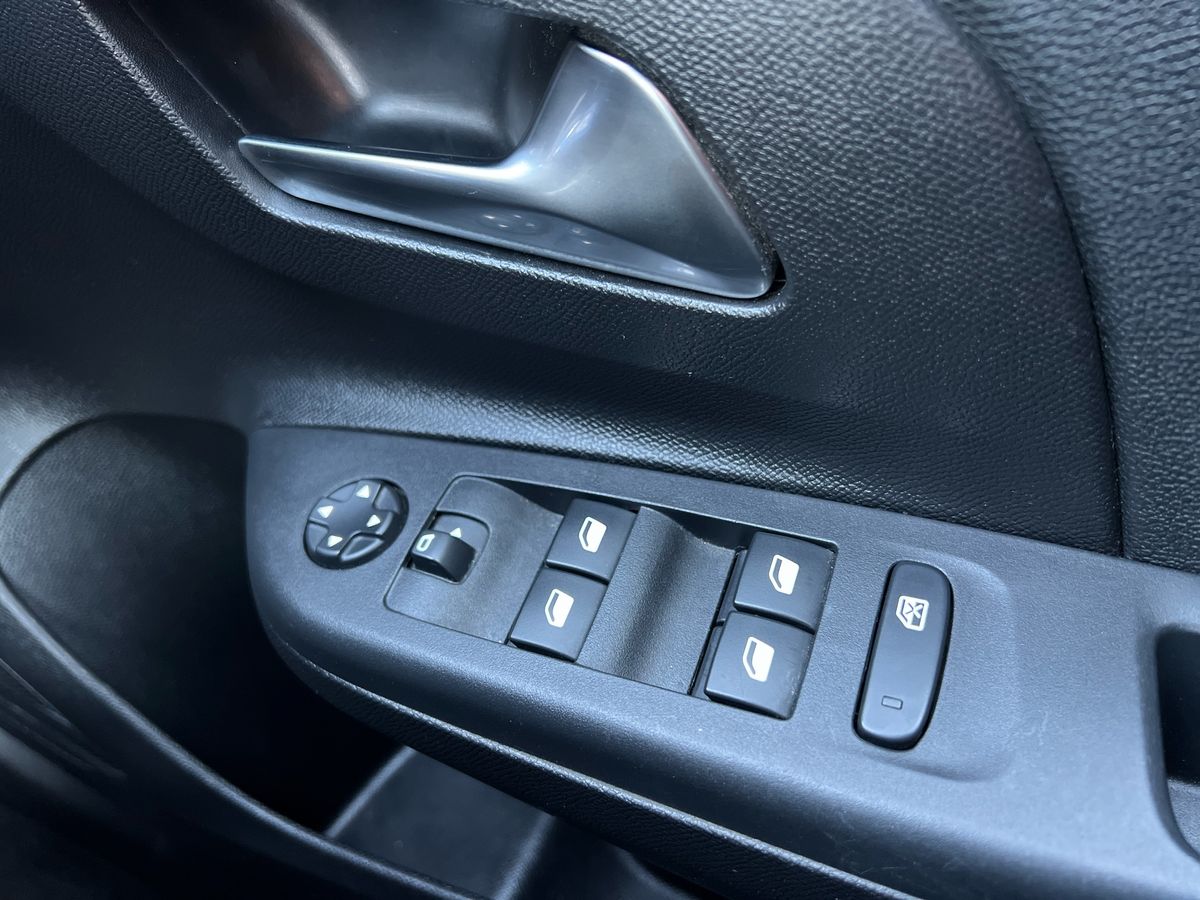 Used Vauxhall Corsa 2023 for sale - 77186190: Photo 25