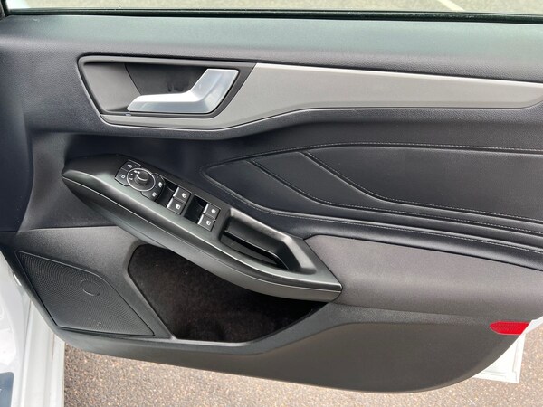 Used Ford Focus 2022 for sale - 75653004: Photo 35