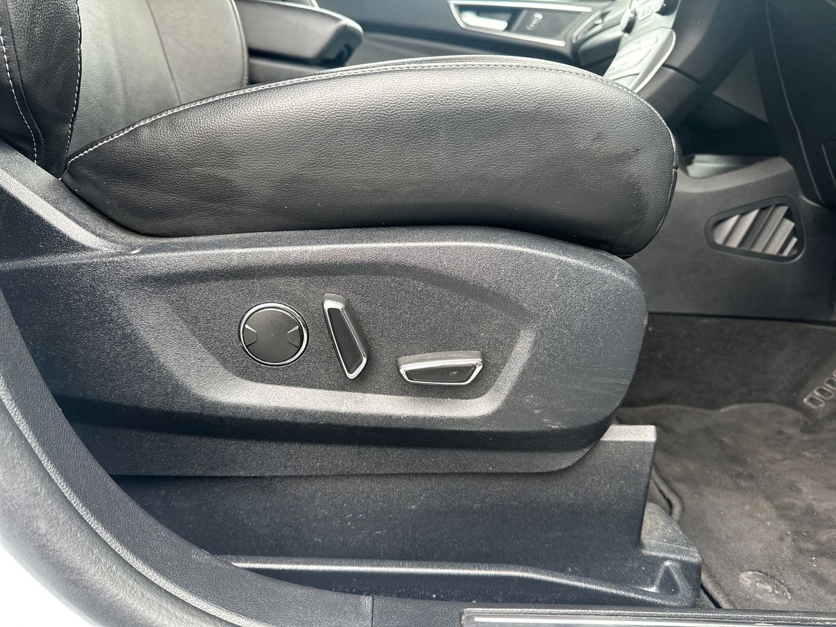 Used Ford S-Max 2020 for sale - 76888642: Photo 30