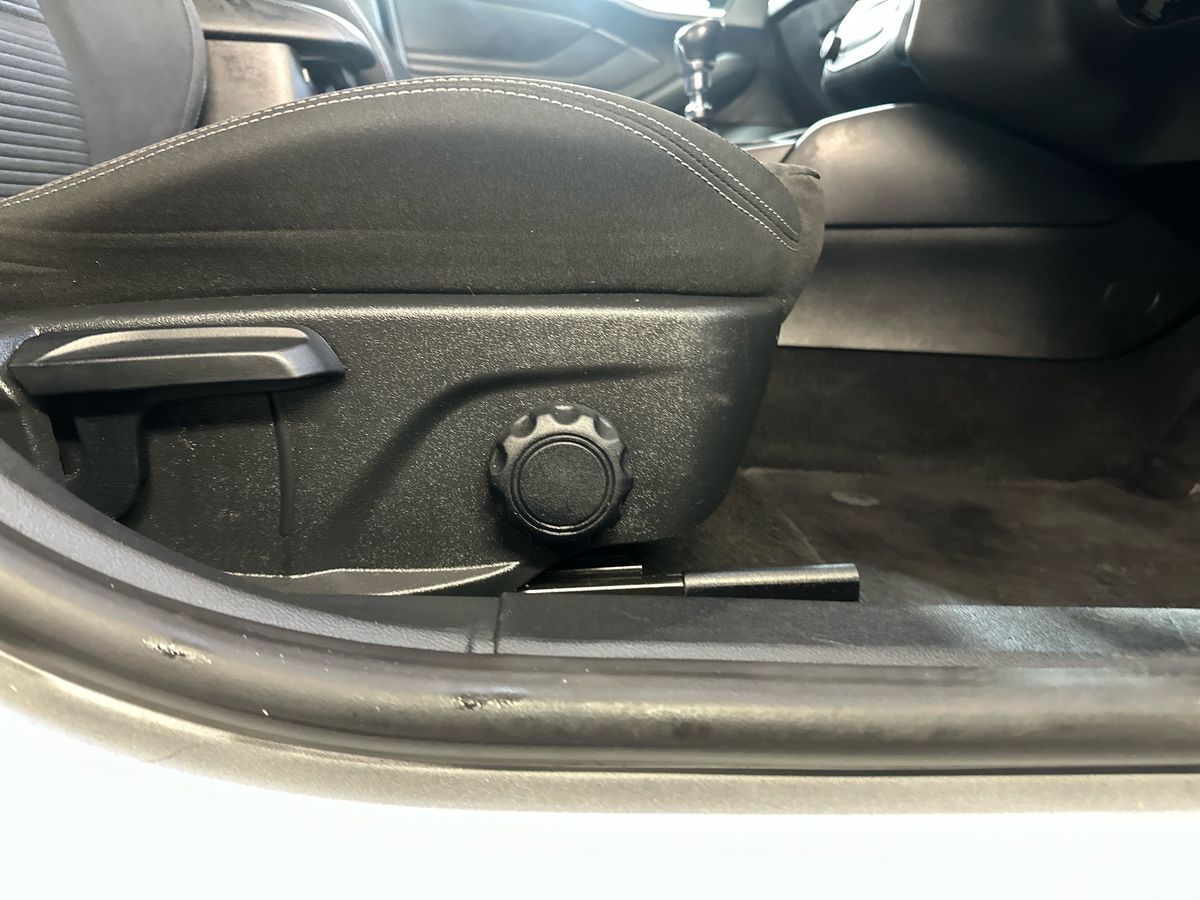 Used Ford Focus 2023 for sale - 77193548: Photo 30