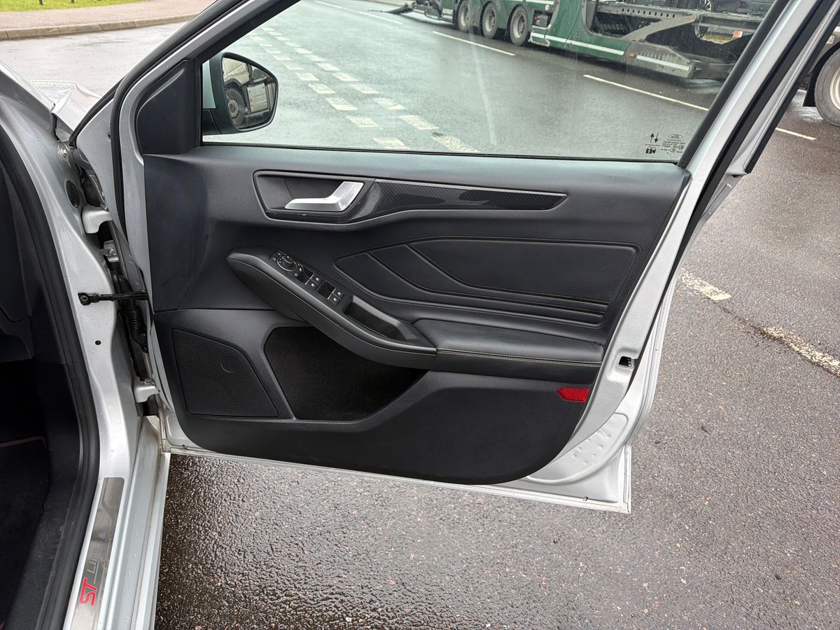 Used Ford Focus 2022 for sale - 77413780: Photo 35