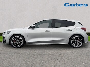 Used Ford Focus 2022 for sale - 77413780: Photo