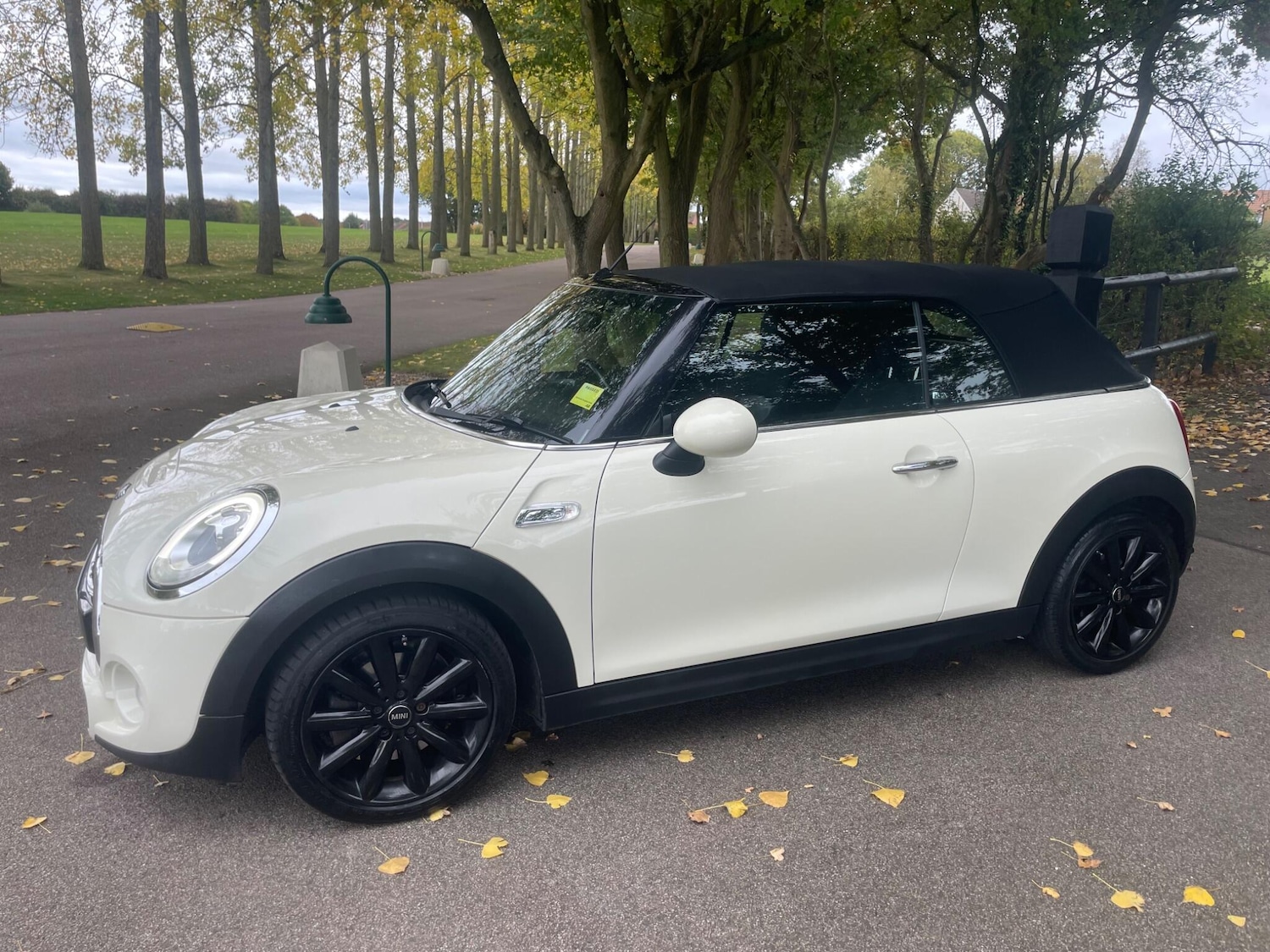 Used MINI Convertible 2017 for sale - 76259545: Photo 21