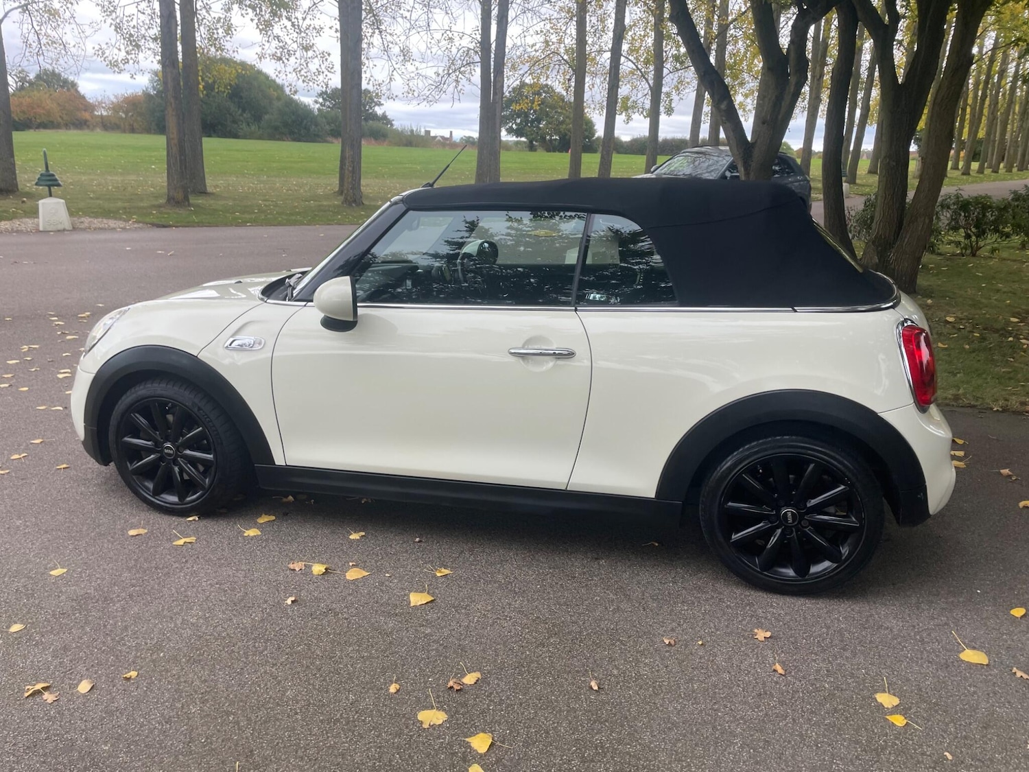 Used MINI Convertible 2017 for sale - 76259545: Photo 23
