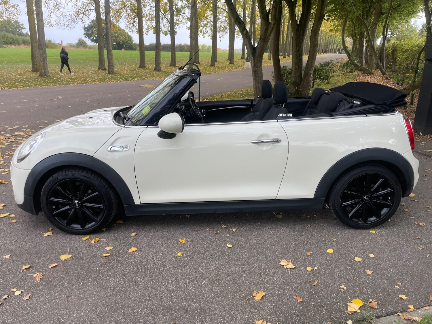 Used MINI Convertible 2017 for sale - 76259545: Photo 25