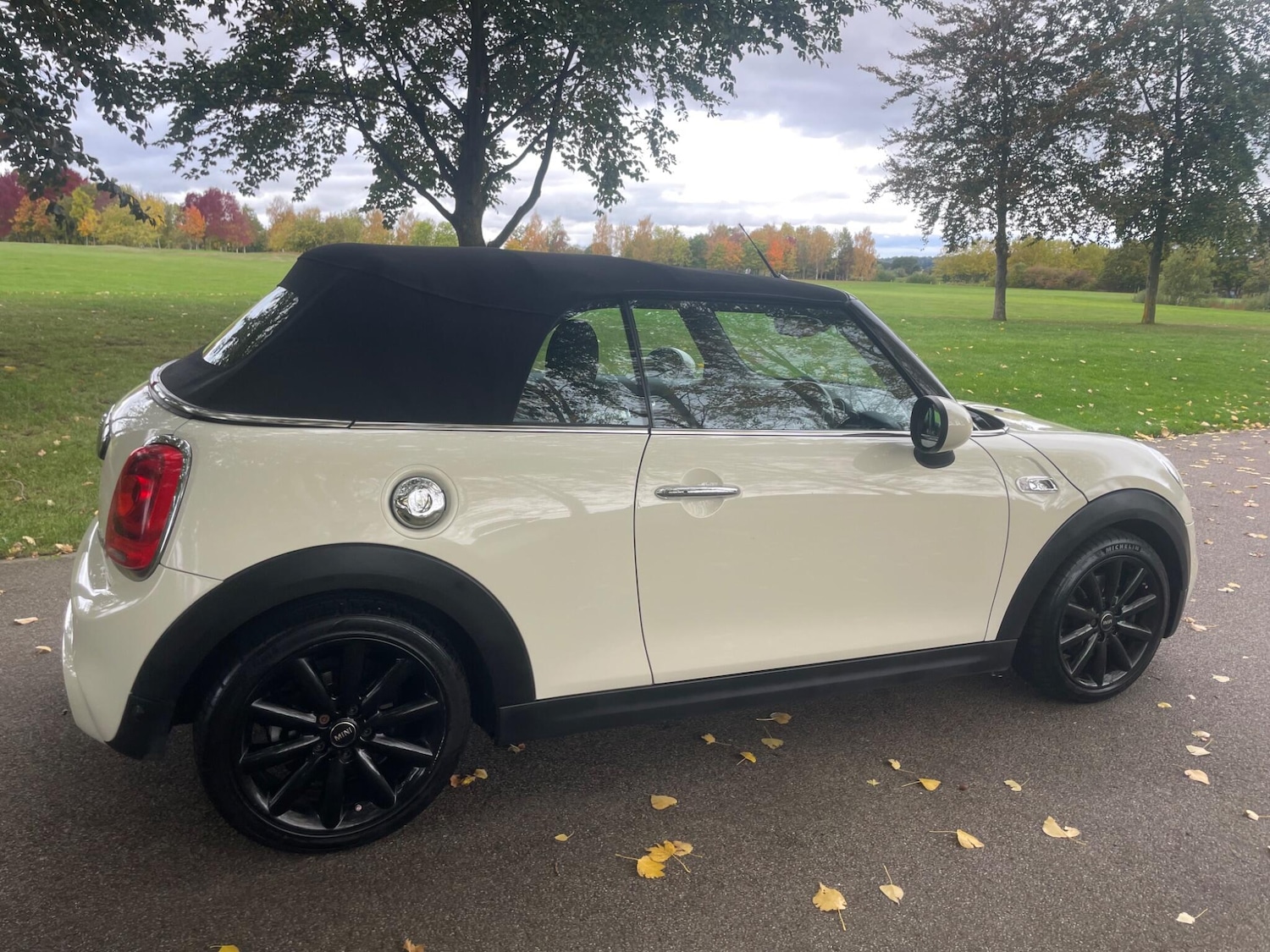 Used MINI Convertible 2017 for sale - 76259545: Photo 31