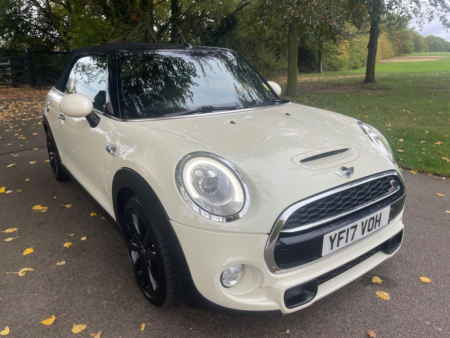 Used MINI Convertible 2017 for sale - 76259545: Photo 6