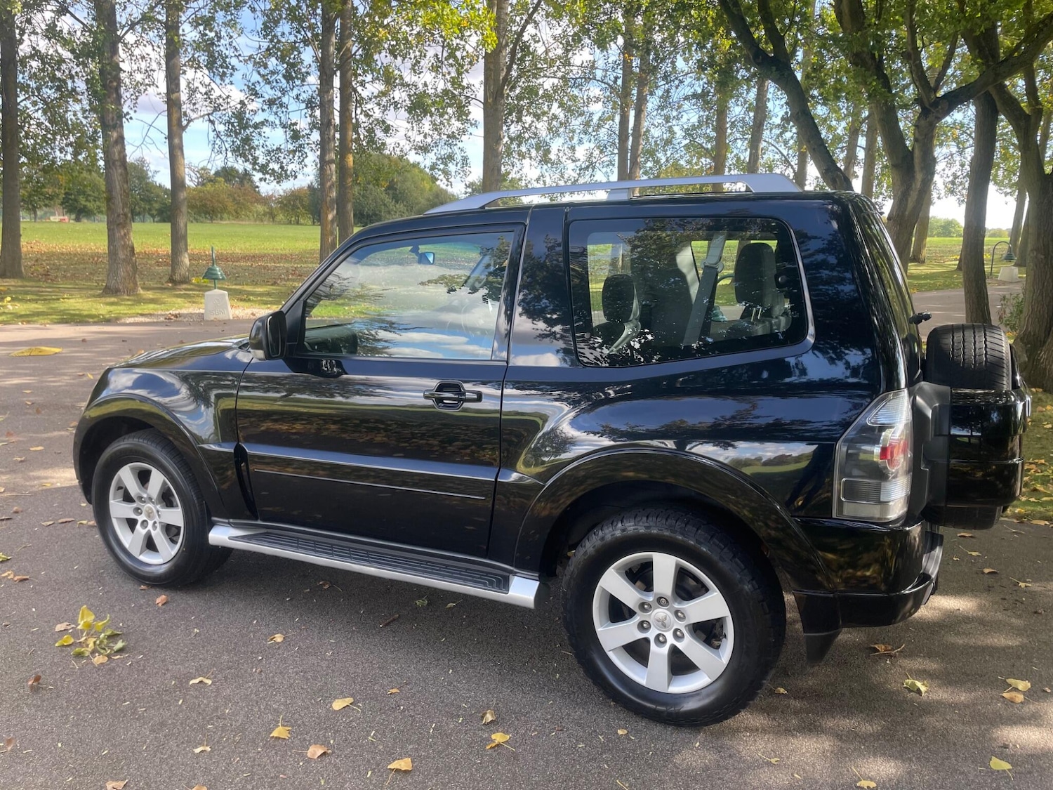 Used Mitsubishi Shogun 2011 for sale - 76072825: Photo 22