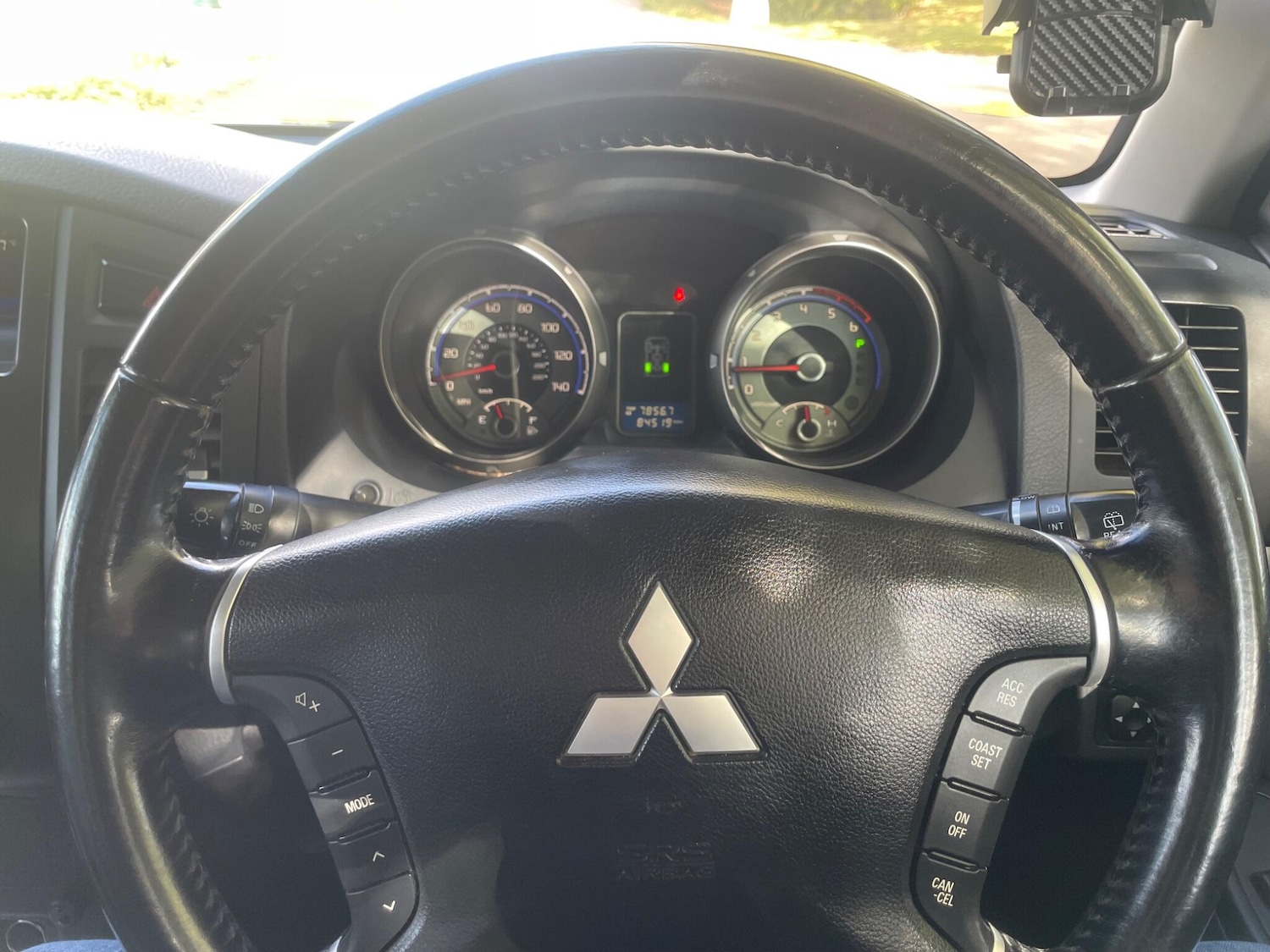 Used Mitsubishi Shogun 2011 for sale - 76072825: Photo 40