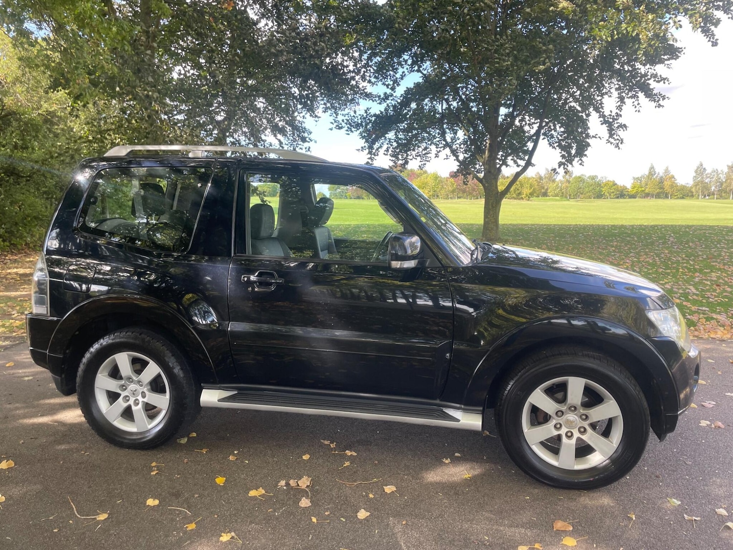 Used Mitsubishi Shogun 2011 for sale - 76072825: Photo 7