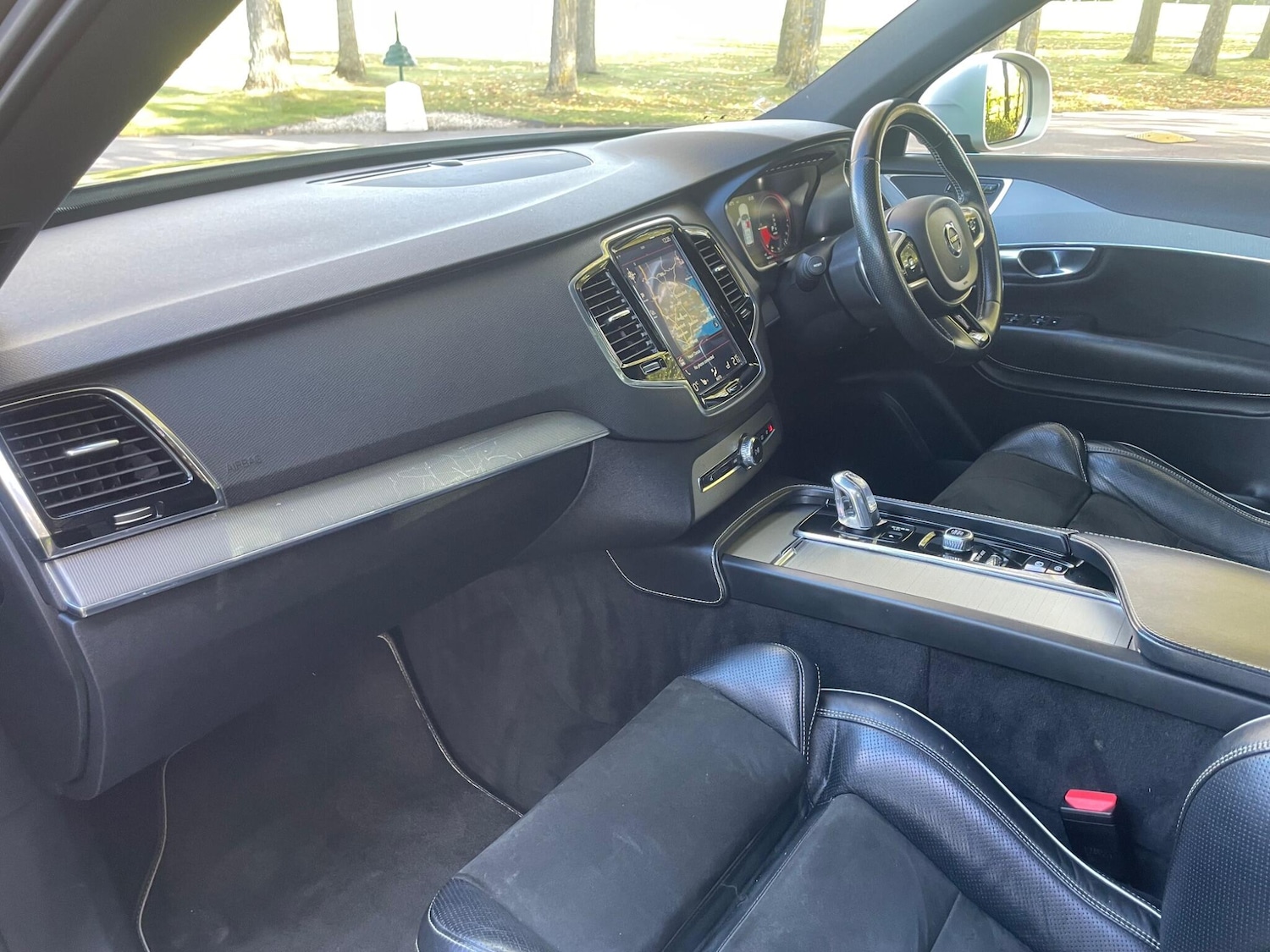 Used Volvo XC90 2017 for sale - 76371170: Photo 31