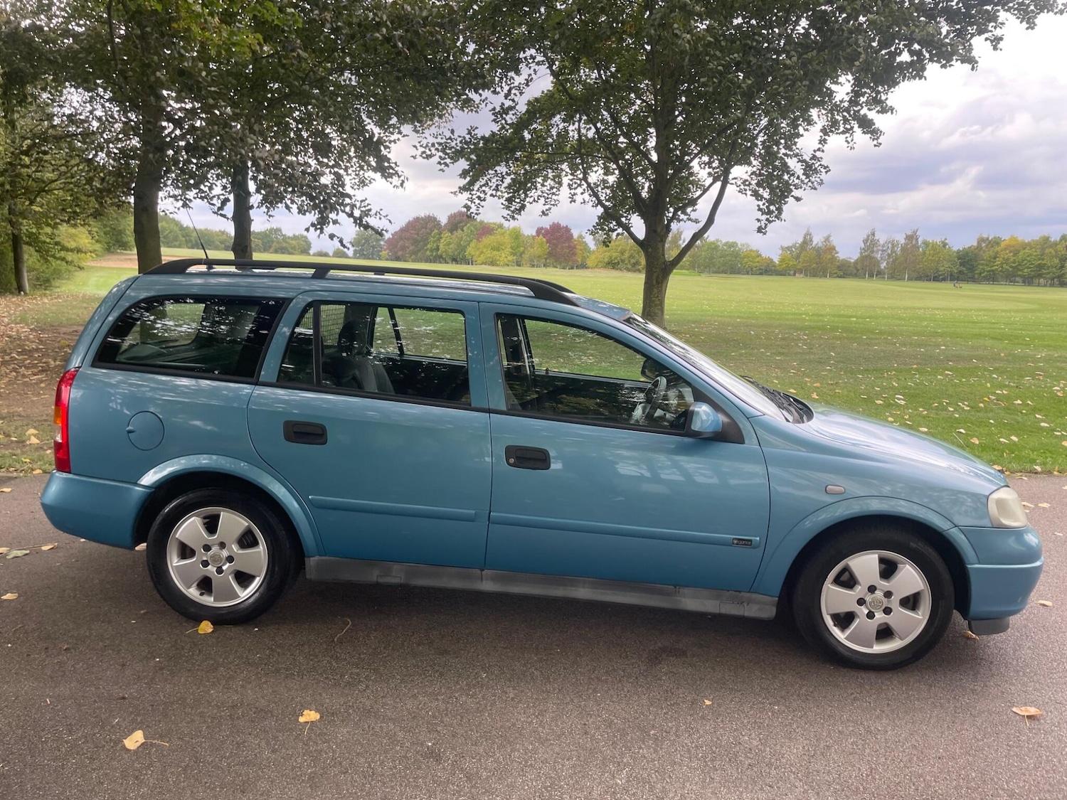 Used Vauxhall Astra 2003 for sale - 76990276: Photo 3