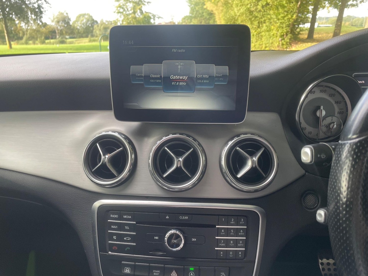 Used Mercedes-Benz GLA 2016 for sale - 76024863: Photo 28