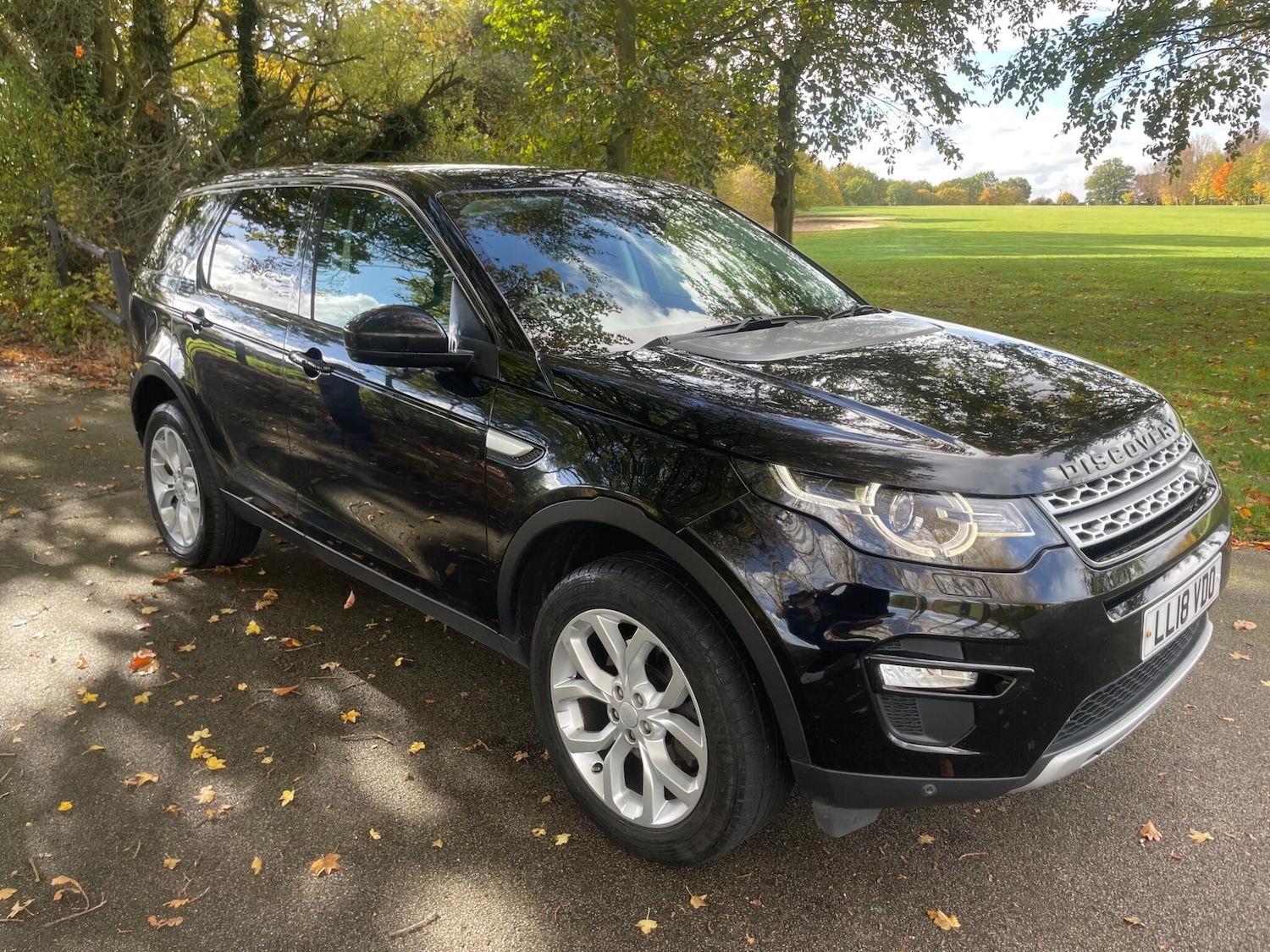 Used Land Rover Discovery Sport 2018 for sale - 76361238: Photo 1