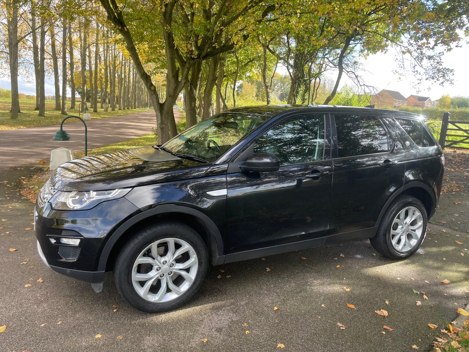 Used Land Rover Discovery Sport 2018 for sale - 76361238: Photo 15