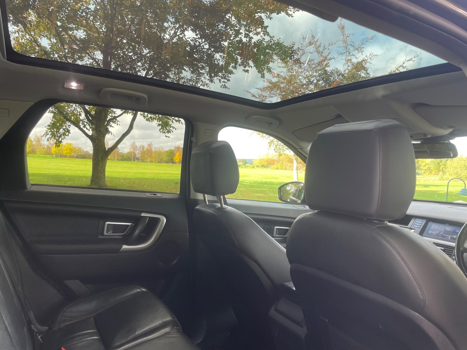 Used Land Rover Discovery Sport 2018 for sale - 76361238: Photo 20