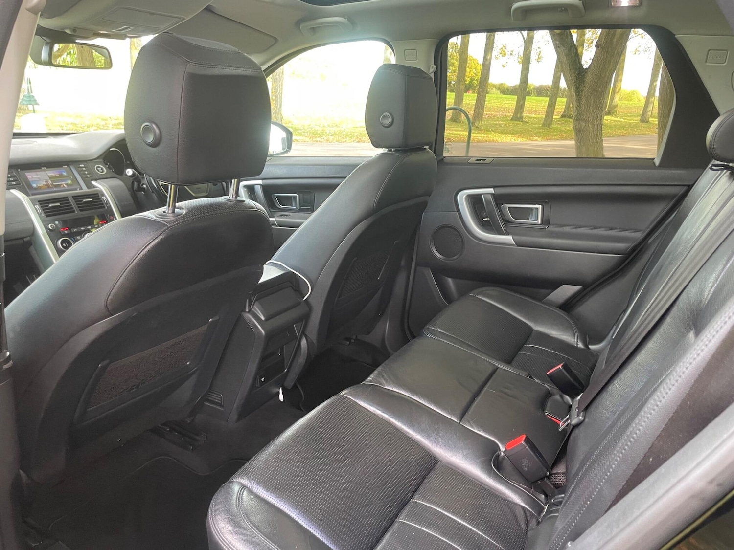 Used Land Rover Discovery Sport 2018 for sale - 76361238: Photo 26