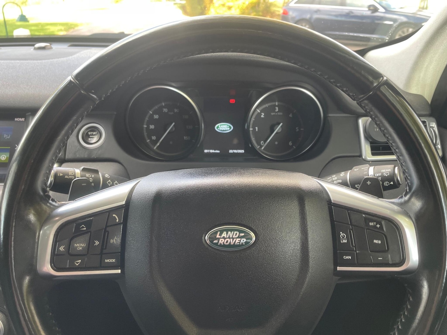 Used Land Rover Discovery Sport 2018 for sale - 76361238: Photo 32