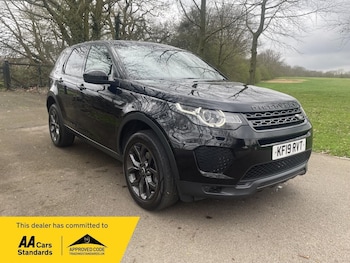 Used Land Rover Discovery Sport 2019 for sale - 78954303: Photo