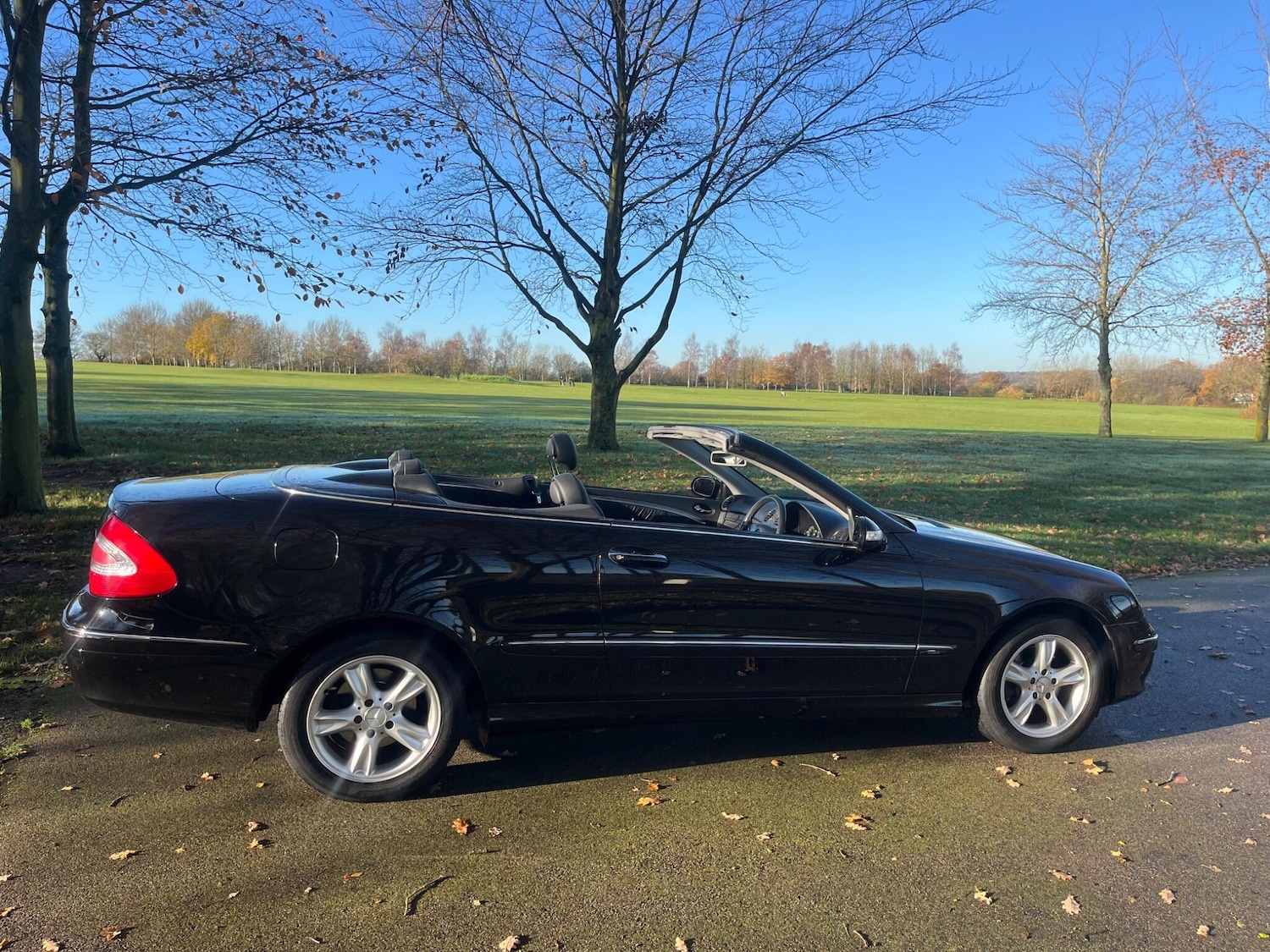 Used Mercedes-Benz CLK 2005 for sale - 76802134: Photo 3