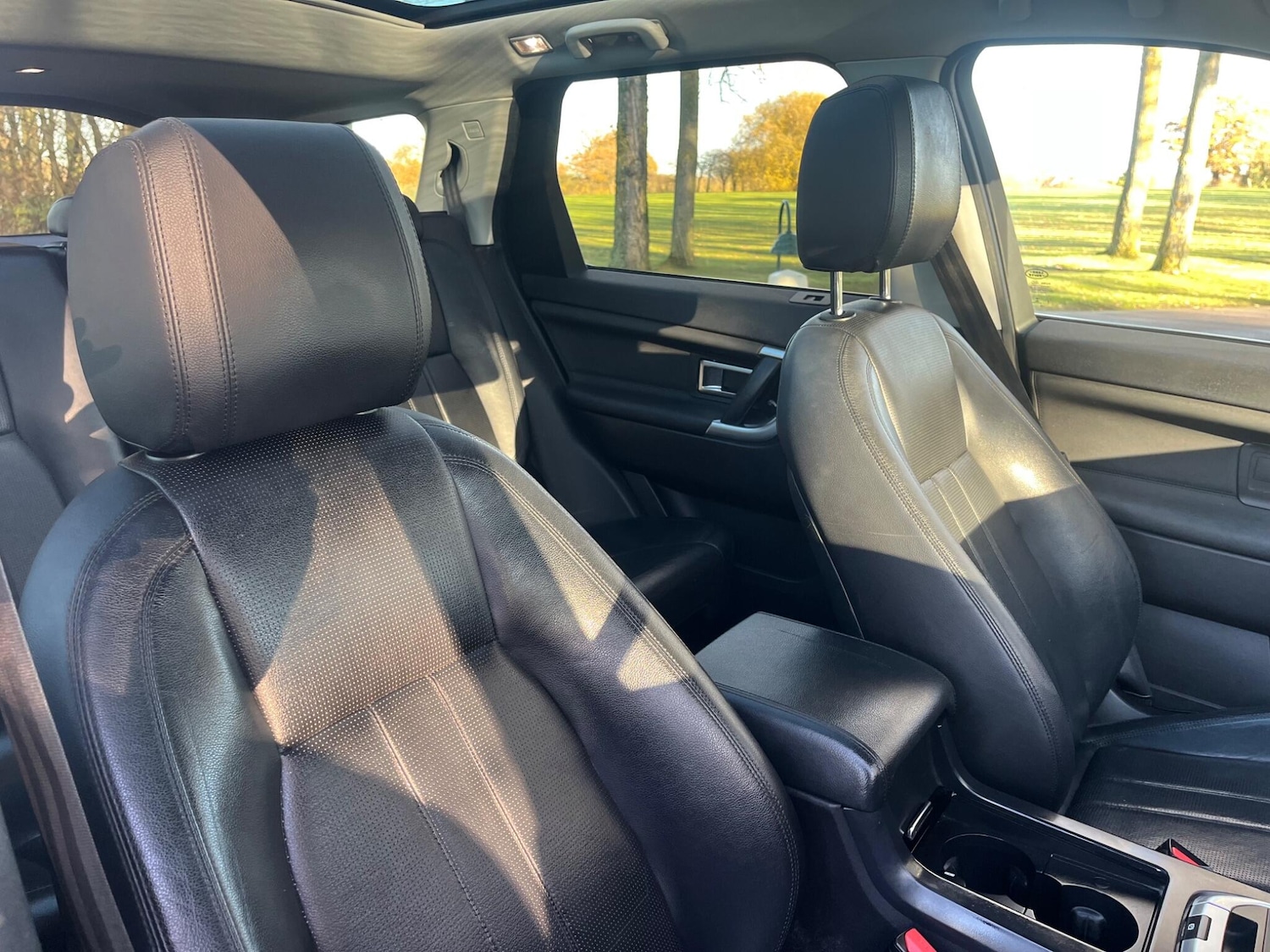 Used Land Rover Discovery Sport 2016 for sale - 76801047: Photo 28